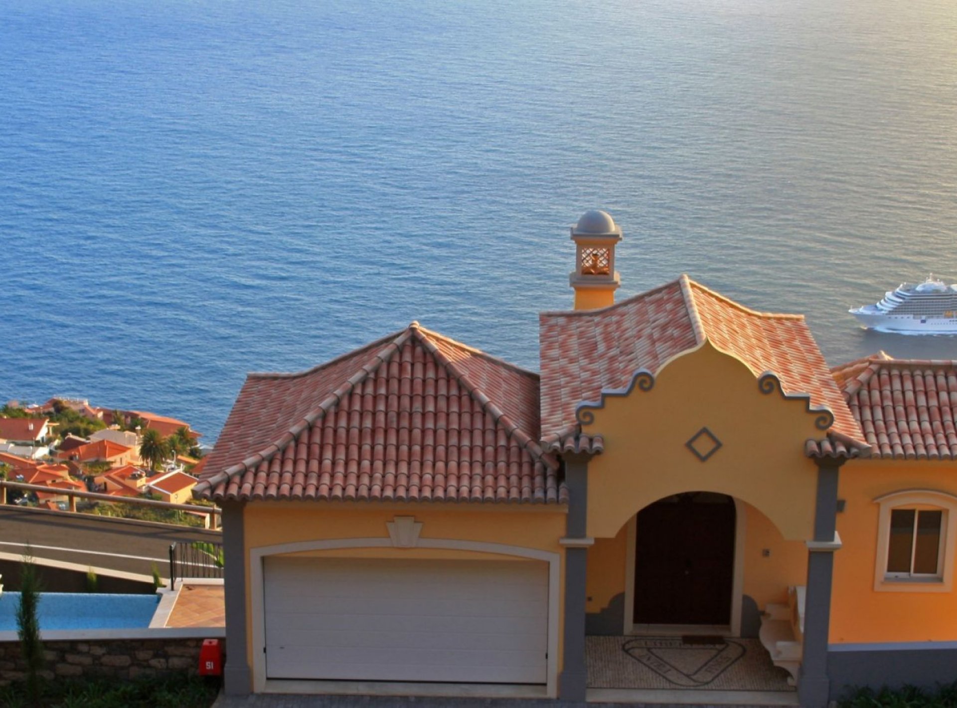 ISholidays Palheiro 3 Bedroom Villa With Private Pool