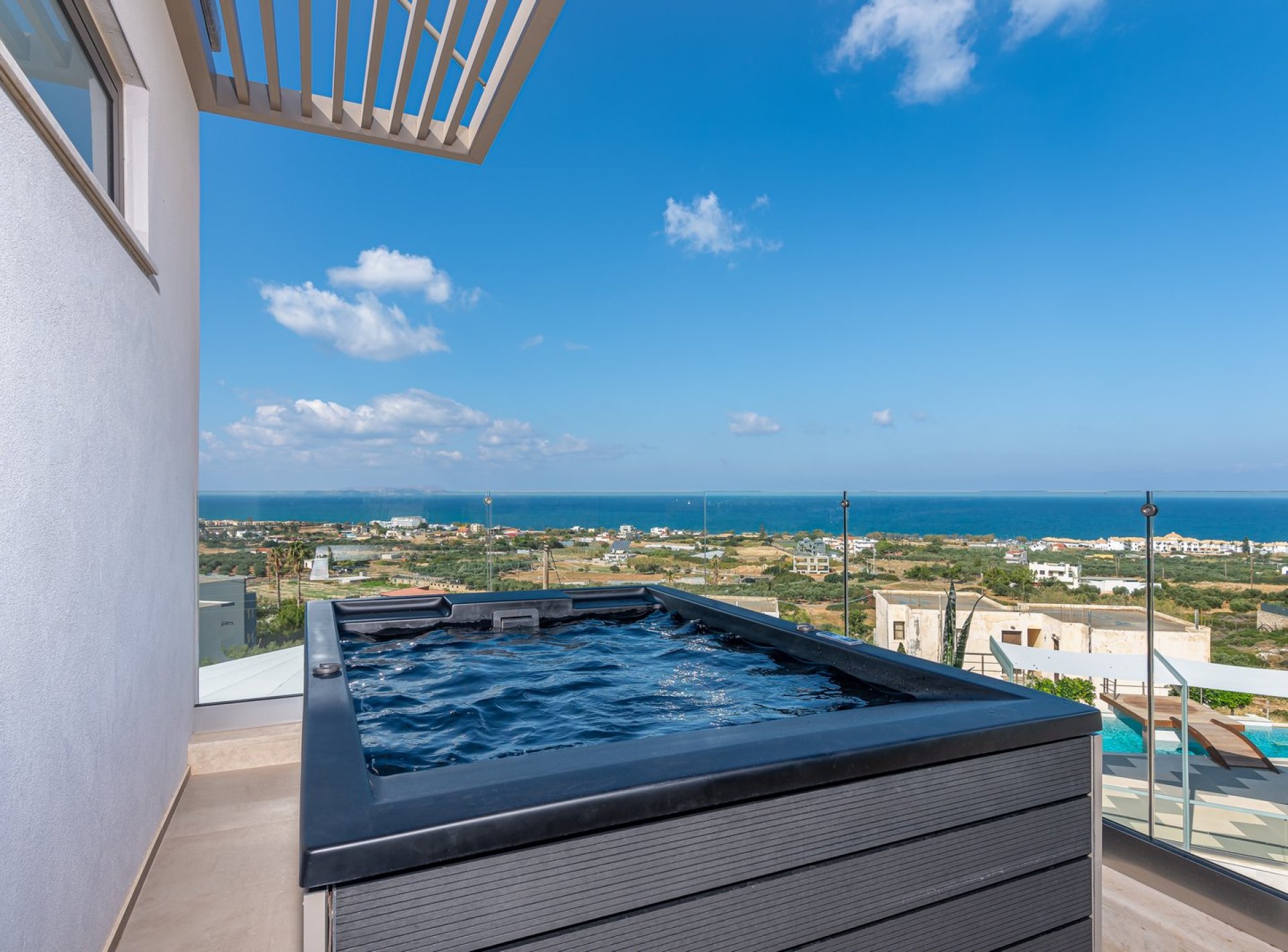 ISholidays Felicity 1 Bedroom Sea View Suite with Jacuzzi