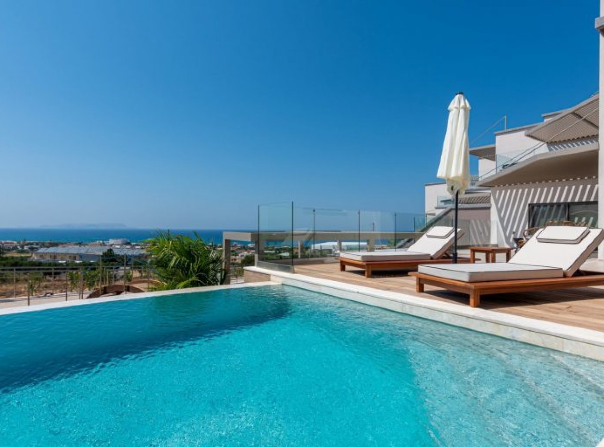 ISholidays Delight - 2 Bedrooms Sea View Villa with Private Pool